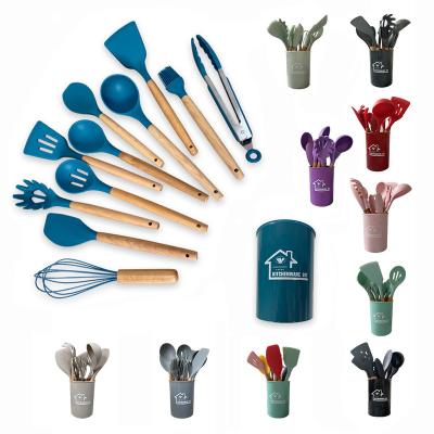 China Viable Customized Kitchen Set Baking Tools 12pcs Spatula Pastry Basting Brush BPA Free Silicone Cookware Sets With Wooden Handle for sale
