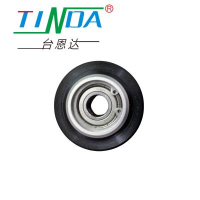 China Good Grip Surface and Customized Aluminum Metal Core Rubber Roller Wheel for Industrial Machinery for sale