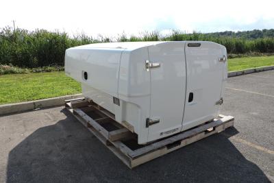 Chine Le camping-car durable blanc partie le rendement élevé de corps de camion de Frp à vendre