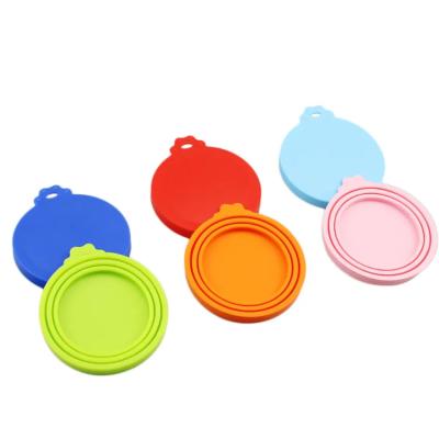Chine Les couvercles multicolores de nourriture de fournisseurs d'animal familier de silicone renversent non inodore à vendre