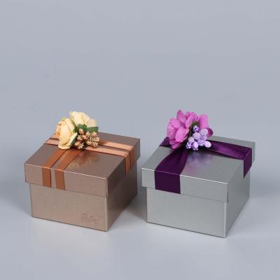 China Recycled Materials Color Customized Recycled Materials Cardboard Shipping Boxes With Custom Logo For Gift Packaging for sale