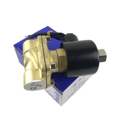 Cina 1 pollice 2W200-25 Valvola solenoide elettrica in ottone normalmente chiusa NPT Acqua aria Valvola solenoide in ottone NC 2-way in vendita
