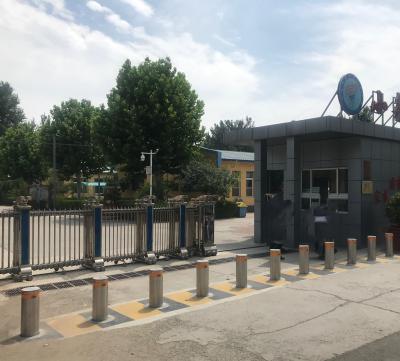 China 217±1mm Diameter Manually Retractable Bollard with High Weather Resistance for sale