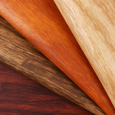 Chine Tissu en cuir artificiel en PVC en grain de bois imprimé Matériau de décoration automobile à vendre