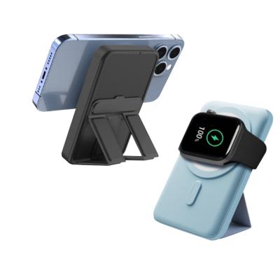 China Fabrik Großhandel Warmverkauf 10000 Mah Abs Mini Portable Charger Schlankes Handy Magnetische Saug-Power Bank zu verkaufen