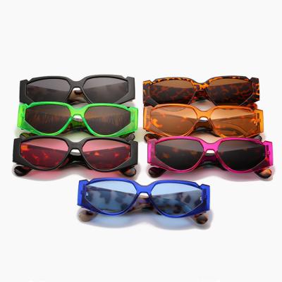 China Fashion Sunglasses Wholesale 2021 Women's Small Glass Cat Eye Frames Shades Sun Glasses Custom Made for sale