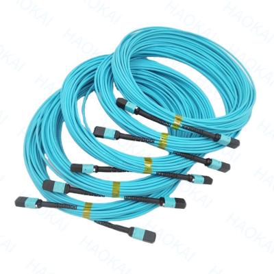 Chine Cable de patch en fibre optique OM3 MPO / MTP compact à vendre