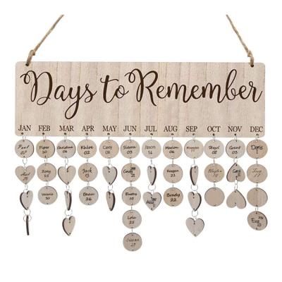 China Wholesale Imitation Antique Anniversary Calendar Reminder Plaque with 100 Tags Family Anniversary Wooden Sign for sale