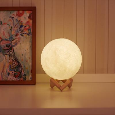 China Wedding 3D Printing Colorful Moon Lamp Bedroom Living Room Night Lamp Christmas/Holiday/Birthday/Party/Gift for sale