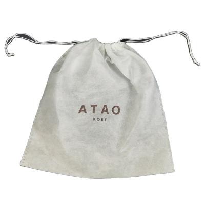 China Recyclable Foldable White Shoebox Tote Bag Environmental Protection Shopping Bag Nonwoven Fabric for sale