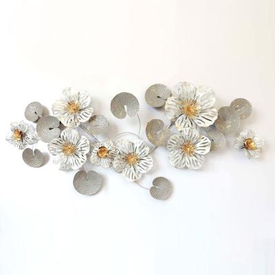China Art Flower Iron Metal Ware Iron Metal Wall Decoration Metal Decoration For Living Room for sale