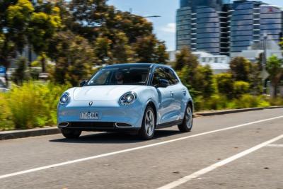 Chine Electric Vehicles 2024 GMW ORA Pure Electric Car With 126kw/171ps Motorpowr 160km/h Topspeed&400kmRANGE à vendre