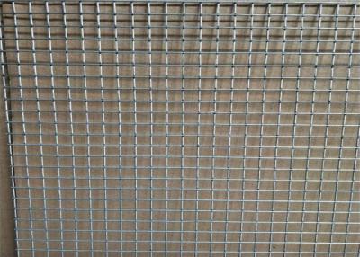 China Hot Dipped Galvanised Wire Mesh Roll , Cage Wire Rolls 0.5-100m Length for sale