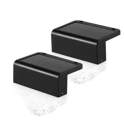 Chine Outdoor Waterproof Solar Yard Fence Light Multiple Colors Solar Led Gate Pillar Light For Garden à vendre