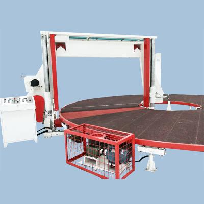 Chine Découpeuse circulaire/rotatoire horizontale d'éponge, machine de coupage par blocs de mousse à vendre