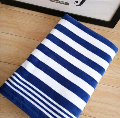 China Wholesale QUICK DRY 100% Cotton Blue Stripe Pool Towel Bath Towel for sale