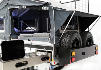 Chine 4 3 2 Personnes Tente remorque montée hors route RV Variété pneumatiques tout-terrain Grand espace de couchage Système d'eau complet à vendre