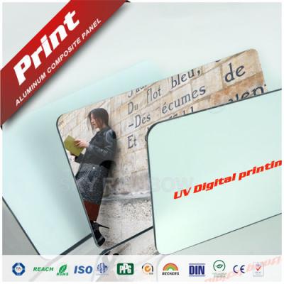 Chine haut panneau composé en aluminium brillant de 2-4mm pour les enseignes/plate-forme d'affichage à vendre