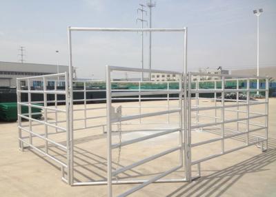 Cina La immersione calda resistente ha galvanizzato il recinto Livestock Fence Panels del cavallo del bestiame in vendita