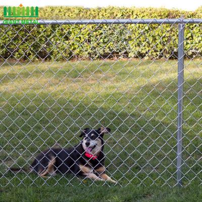 China 100x100mm 8 Ft X 50 Ft Diamond Chain Link Fence for sale