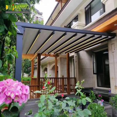 China Sistema de proteção solar de telhado de pergola de alumínio PVC à venda