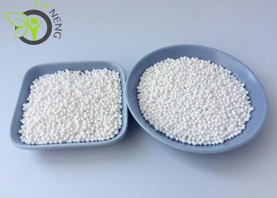 Chine Granules d'alumine activés par micro pour enlever l'agent auxiliaire chimique à vendre