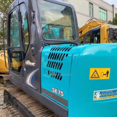 Китай 7.5 тонн синей краски Кобелько Sk75 Подержанная Кобелько Ask75 продается