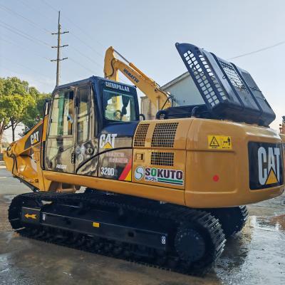 China 10.2 Rpm Swing Speed Gebruikte kattengraver met een brandstofcapaciteit van 300 L en een nettoflywheelvermogen van 31,1 kW Te koop