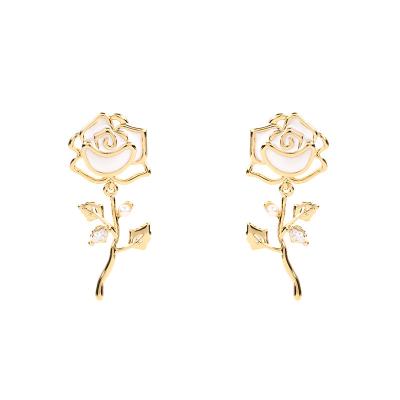 China Fashion Durable Jewelry Rose Earrings Personality Sweet Earrings Women Earrings for sale