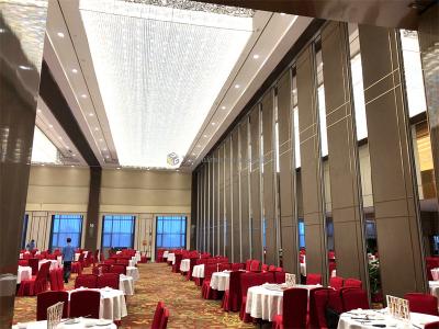 China Aluminum Frame Banquet Partition Walls Operable Wall Panels Lightweight for sale