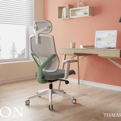 China (Height) KingMay Design Adjustable Ergonomic Manager Chair Mesh Swivel Office Chair for sale