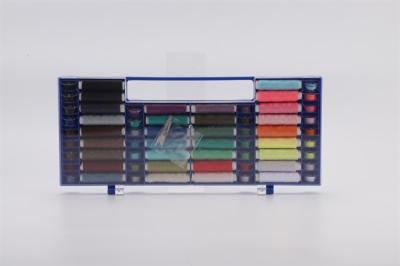 중국 꿰매기 실 박스 키트 저장 64 컬러 폴리에스테르 32 PCS 꿰매기 실 스풀 및 32 PCS 전접 바빈 색상 판매용
