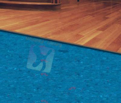 Chine Underlayment parquetant en caoutchouc de stratifié coloré par mélange acoustique à vendre