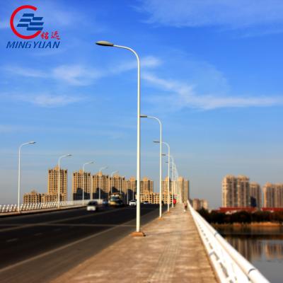 Chine Y Shaped Stainless Steel Solar Street Light Pole With Dual Arm Galvanized Painted à vendre