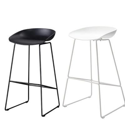 China Factory direct modern design comfortable sitting bar chair dining chair pp seat club umpire chair bar stool with metal iron legs for sale