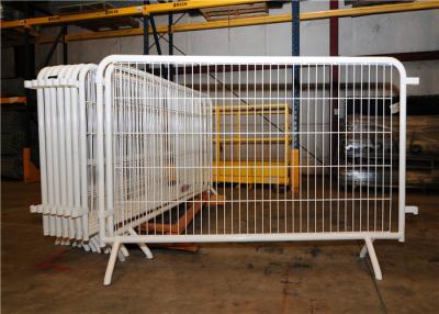 China Heißes Bad-galvanisierte Schutzeinrichtung, die Maschen-Korrosionsbeständigkeit 110x200cm 250cm einzäunt zu verkaufen