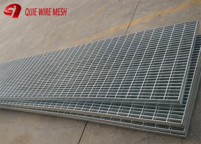 Chine 19- Grille douce galvanisée plongée chaude de barre d'acier de plate-forme discordante en acier de W -4 à vendre