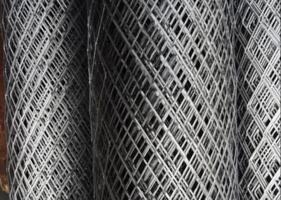Chine Feuillard augmenté par acier avec la surface enduite galvanisée et de PVC à vendre