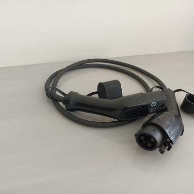 China Electric car charger j1772 plug 32a ev plug charger car charger cabl portable car charging for sale