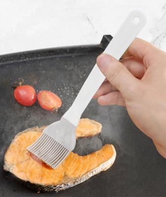China Sustainable Heat Resistant Silicone Pastry Basting Bake Barbecue Sauce Frying Oil Brush for sale