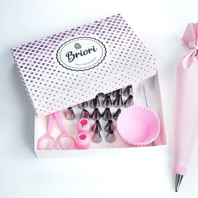 China Amazon Sustainable Hot Sale Cake Decorating Mouth Cream Tool Used Cake Baking Tool Kit Muffin Mold Icing Nozzles Bag Hose for sale