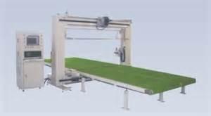 Chine CNC Latex Sponge Oscillating Blade Cutter 6m / Min , Automatic Cutting Machine à vendre