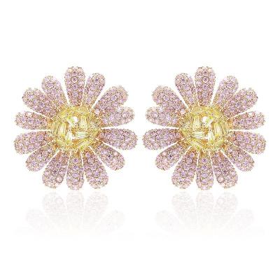China XIUMEIYIZU Luxury Clear Cubic Zircon Setting Stud Earrings New Design Wedding Fashionable AAA Delicate Jewelry For Female for sale