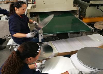 Cina Diametro di alluminio rotondo dei dischi 100mm della pentola 3003 della pizza delle pentole nessuna superficie di trattamento in vendita