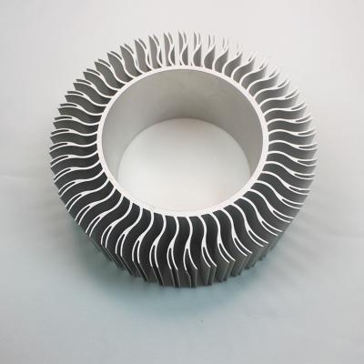 Chine Radiateur en aluminium expulsé par rond du tournesol H0004 pour l'unité centrale de traitement GPU de LED à vendre