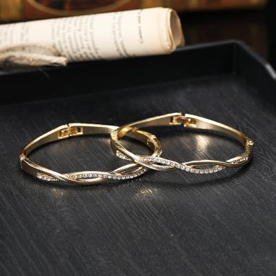 China Vintage Fashion 18K Gold Plated Zircon Bangle Women Stainless Steel Crystal Bangle Jewelry for sale