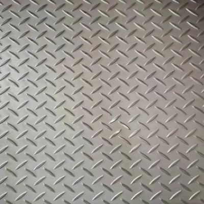 China Mill Finished Aluminum Checker Plate Sheet 5052 H32 ASTM B209 2mm 4mm Hot Rolled for sale