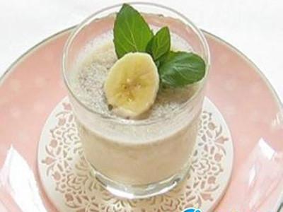 China Carrageenan Food Grade Sodium Alginate For Milk Puddings / Dessert Gels for sale
