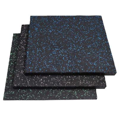 China 1000mm*1000mm Anti-Slip EPDM Stable Rubber Flooring Tiles Horse Stable Rubber Mats for sale