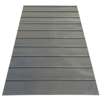 China Anti-Slip And Easy To Wash Horse Trailer Ramp Mat 2.4mx2.1 M Color Can Be Customized for sale